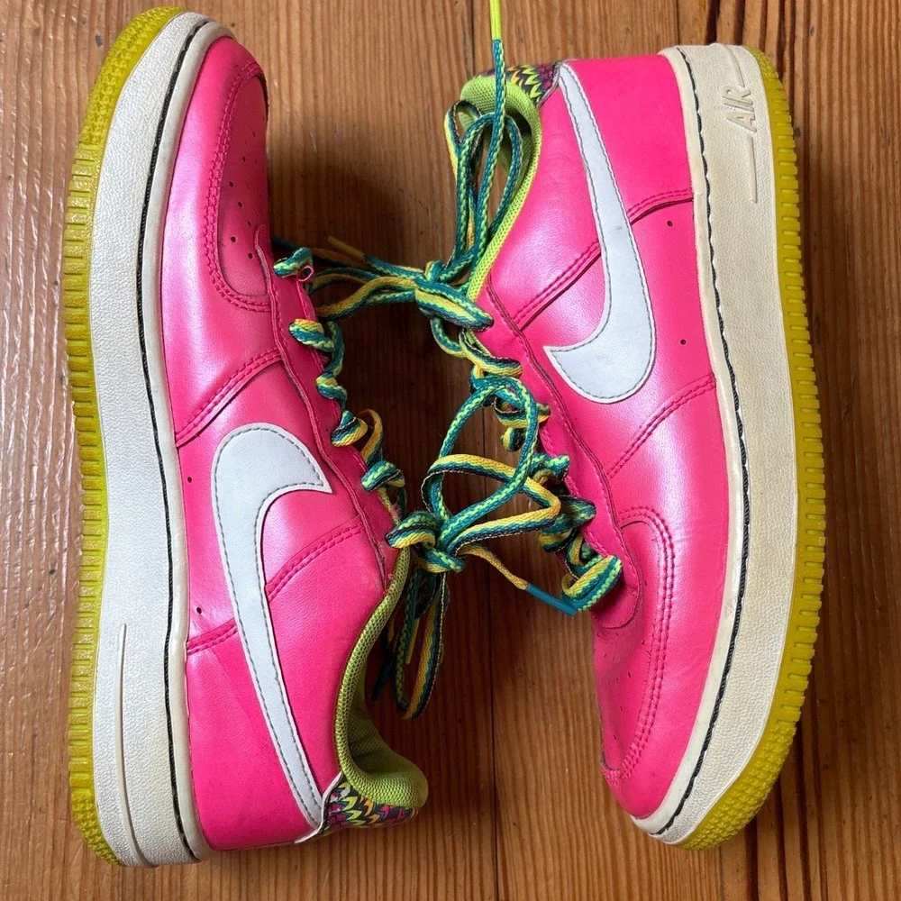 Nike Air Force 1 Low Kids Pink‎ Good Neon Green Yellow CW5761-600 SIZE 5Y - Picture 3 of 7